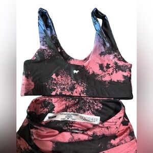 Gold sheep leggings and sports bra M
